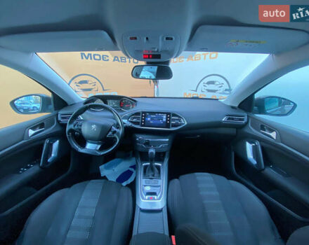 Пежо 308 2016 в Ровно на Automoto.ua Пежо 308, объемом двигателя 1.6 л и пробегом 190 тыс. км за 11200 $, фото 8 на Automoto.ua