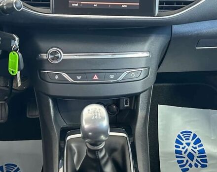 Пежо 308, объемом двигателя 0 л и пробегом 175 тыс. км за 11950 $, фото 16 на Automoto.ua