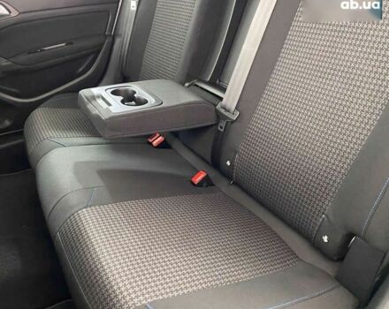 Пежо 308, объемом двигателя 1.5 л и пробегом 162 тыс. км за 13650 $, фото 10 на Automoto.ua