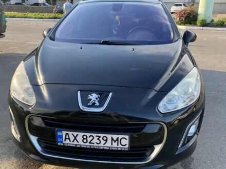 Пежо 308 2011 в Харькове на Automoto.ua Пежо 308, объемом двигателя 1.6 л и пробегом 217 тыс. км за 5999 $, фото 1 на Automoto.ua