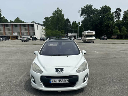 Пежо 308 2013 у Києві на Automoto.ua Пежо 308, об'ємом двигуна 1.6 л та пробігом 240 тис. км за 7300 $, фото 1 на Automoto.ua
