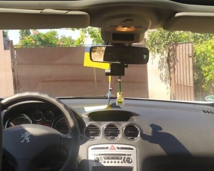 Серый Пежо 308, объемом двигателя 1.6 л и пробегом 165 тыс. км за 6200 $, фото 5 на Automoto.ua