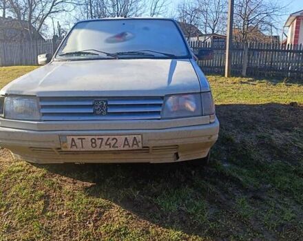 Серый Пежо 308, объемом двигателя 1.9 л и пробегом 300 тыс. км за 799 $, фото 4 на Automoto.ua