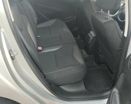 Серый Пежо 308, объемом двигателя 1.6 л и пробегом 155 тыс. км за 6000 $, фото 13 на Automoto.ua