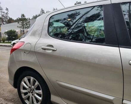 Серый Пежо 308, объемом двигателя 1.56 л и пробегом 209 тыс. км за 6000 $, фото 1 на Automoto.ua