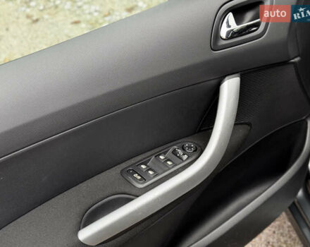 Серый Пежо 308, объемом двигателя 1.6 л и пробегом 96 тыс. км за 6700 $, фото 36 на Automoto.ua