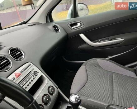 Серый Пежо 308, объемом двигателя 1.6 л и пробегом 202 тыс. км за 5000 $, фото 9 на Automoto.ua