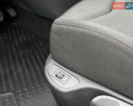 Серый Пежо 308, объемом двигателя 1.6 л и пробегом 96 тыс. км за 6700 $, фото 39 на Automoto.ua