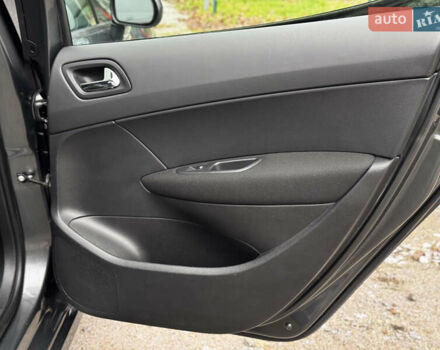 Серый Пежо 308, объемом двигателя 1.6 л и пробегом 96 тыс. км за 6700 $, фото 57 на Automoto.ua