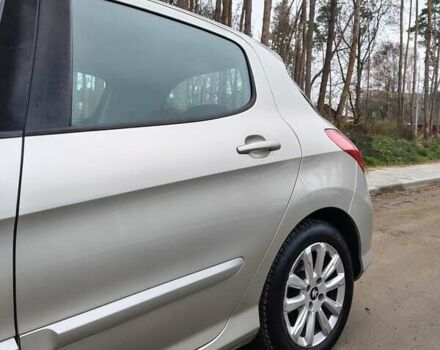 Серый Пежо 308, объемом двигателя 1.56 л и пробегом 209 тыс. км за 6000 $, фото 12 на Automoto.ua