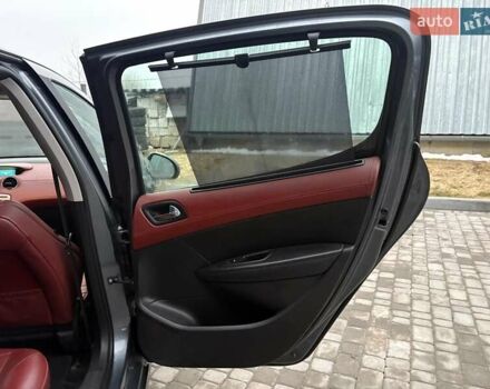 Серый Пежо 308, объемом двигателя 1.6 л и пробегом 270 тыс. км за 6190 $, фото 34 на Automoto.ua