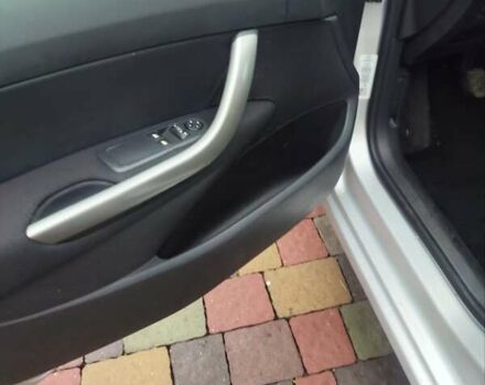 Серый Пежо 308, объемом двигателя 1.4 л и пробегом 229 тыс. км за 5900 $, фото 11 на Automoto.ua