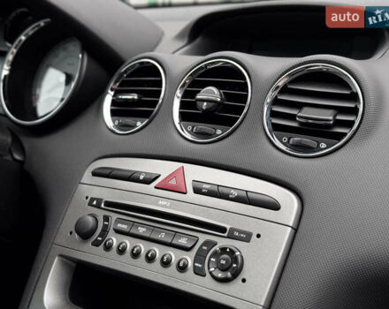 Серый Пежо 308, объемом двигателя 1.6 л и пробегом 96 тыс. км за 6700 $, фото 49 на Automoto.ua