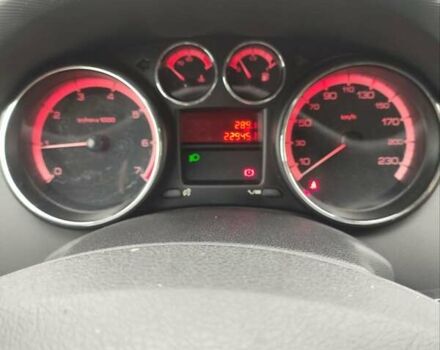 Серый Пежо 308, объемом двигателя 1.4 л и пробегом 229 тыс. км за 5900 $, фото 15 на Automoto.ua