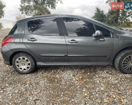 Серый Пежо 308, объемом двигателя 1.6 л и пробегом 188 тыс. км за 4300 $, фото 2 на Automoto.ua