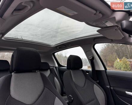 Серый Пежо 308, объемом двигателя 1.6 л и пробегом 96 тыс. км за 6700 $, фото 51 на Automoto.ua
