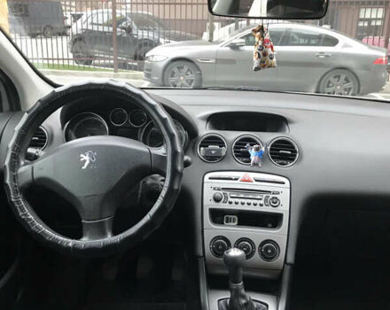 Серый Пежо 308, объемом двигателя 1.56 л и пробегом 340 тыс. км за 5400 $, фото 9 на Automoto.ua