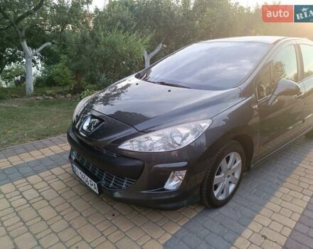Серый Пежо 308, объемом двигателя 1.4 л и пробегом 252 тыс. км за 4800 $, фото 1 на Automoto.ua