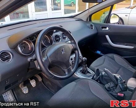 Серый Пежо 308, объемом двигателя 1.6 л и пробегом 212 тыс. км за 4399 $, фото 6 на Automoto.ua