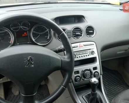 Серый Пежо 308, объемом двигателя 1.6 л и пробегом 238 тыс. км за 4000 $, фото 6 на Automoto.ua