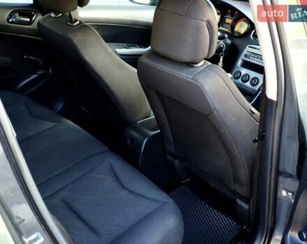 Пежо 308 2009 в Львове на Automoto.ua Серый Пежо 308, объемом двигателя 1.6 л и пробегом 223 тыс. км за 3900 $, фото 20 на Automoto.ua