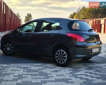 Пежо 308 2009 в Львове на Automoto.ua Серый Пежо 308, объемом двигателя 1.6 л и пробегом 223 тыс. км за 3900 $, фото 7 на Automoto.ua