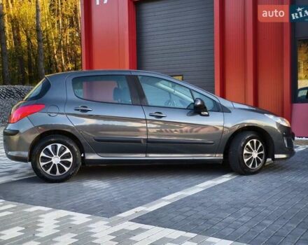 Пежо 308 2009 в Львове на Automoto.ua Серый Пежо 308, объемом двигателя 1.6 л и пробегом 223 тыс. км за 3900 $, фото 6 на Automoto.ua