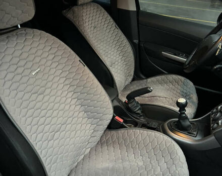 Серый Пежо 308, объемом двигателя 1.56 л и пробегом 232 тыс. км за 5000 $, фото 8 на Automoto.ua