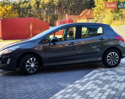 Пежо 308 2009 в Львове на Automoto.ua Серый Пежо 308, объемом двигателя 1.6 л и пробегом 223 тыс. км за 3900 $, фото 12 на Automoto.ua