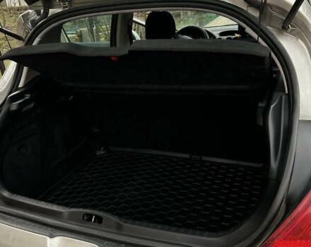 Серый Пежо 308, объемом двигателя 1.6 л и пробегом 201 тыс. км за 4999 $, фото 3 на Automoto.ua