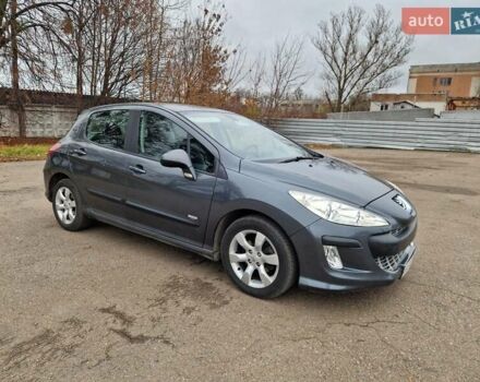Сірий Пежо 308, об'ємом двигуна 1.56 л та пробігом 197 тис. км за 5600 $, фото 4 на Automoto.ua