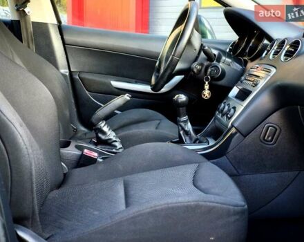 Пежо 308 2009 в Львове на Automoto.ua Серый Пежо 308, объемом двигателя 1.6 л и пробегом 223 тыс. км за 3900 $, фото 15 на Automoto.ua