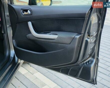 Пежо 308 2009 в Львове на Automoto.ua Серый Пежо 308, объемом двигателя 1.6 л и пробегом 223 тыс. км за 3900 $, фото 27 на Automoto.ua