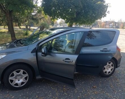 Серый Пежо 308, объемом двигателя 1.6 л и пробегом 280 тыс. км за 3700 $, фото 6 на Automoto.ua