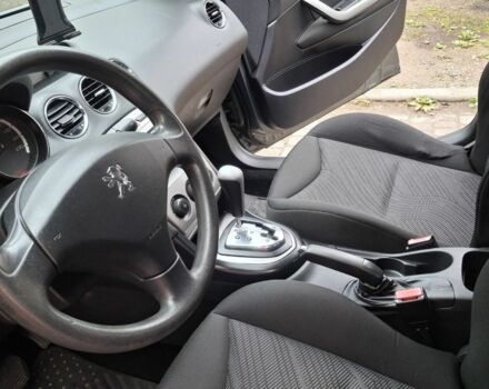 Серый Пежо 308, объемом двигателя 1.6 л и пробегом 205 тыс. км за 4800 $, фото 6 на Automoto.ua