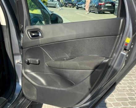 Сірий Пежо 308, об'ємом двигуна 1.6 л та пробігом 250 тис. км за 5440 $, фото 9 на Automoto.ua
