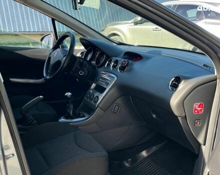 Сірий Пежо 308, об'ємом двигуна 1.6 л та пробігом 250 тис. км за 6490 $, фото 8 на Automoto.ua