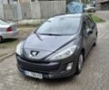 Серый Пежо 308, объемом двигателя 1.6 л и пробегом 205 тыс. км за 4800 $, фото 1 на Automoto.ua