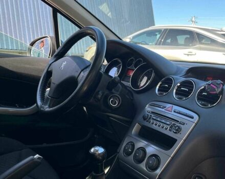 Сірий Пежо 308, об'ємом двигуна 1.6 л та пробігом 250 тис. км за 5440 $, фото 5 на Automoto.ua
