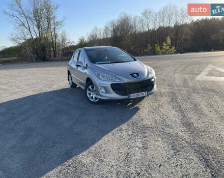 Серый Пежо 308, объемом двигателя 1.6 л и пробегом 208 тыс. км за 5350 $, фото 3 на Automoto.ua