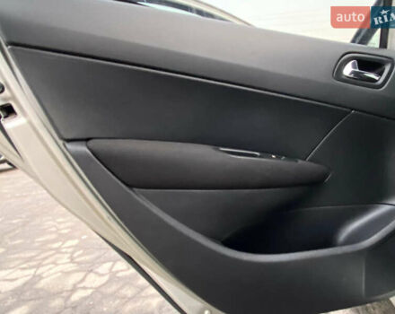 Серый Пежо 308, объемом двигателя 1.6 л и пробегом 225 тыс. км за 4900 $, фото 28 на Automoto.ua