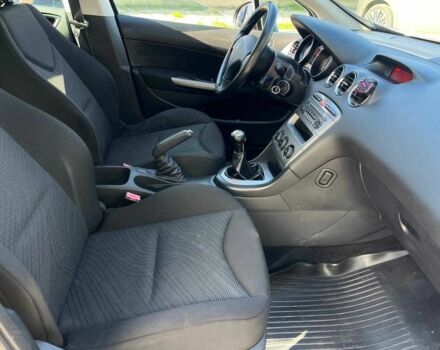 Сірий Пежо 308, об'ємом двигуна 1.6 л та пробігом 250 тис. км за 5440 $, фото 7 на Automoto.ua
