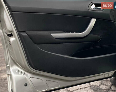 Серый Пежо 308, объемом двигателя 1.6 л и пробегом 225 тыс. км за 4900 $, фото 22 на Automoto.ua