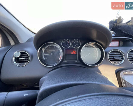 Серый Пежо 308, объемом двигателя 1.6 л и пробегом 208 тыс. км за 5350 $, фото 11 на Automoto.ua