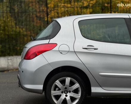 Пежо 308 2011 в Киеве на Automoto.ua Серый Пежо 308, объемом двигателя 1.6 л и пробегом 182 тыс. км за 6790 $, фото 12 на Automoto.ua