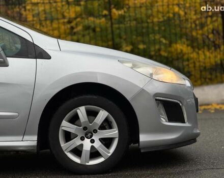 Пежо 308 2011 в Киеве на Automoto.ua Серый Пежо 308, объемом двигателя 1.6 л и пробегом 182 тыс. км за 6790 $, фото 14 на Automoto.ua