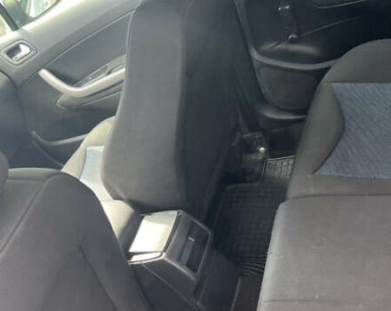 Сірий Пежо 308, об'ємом двигуна 1.6 л та пробігом 135 тис. км за 5700 $, фото 13 на Automoto.ua