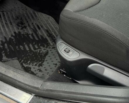 Серый Пежо 308, объемом двигателя 1.6 л и пробегом 182 тыс. км за 6790 $, фото 20 на Automoto.ua