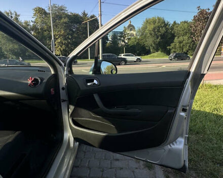 Сірий Пежо 308, об'ємом двигуна 1.6 л та пробігом 227 тис. км за 5300 $, фото 11 на Automoto.ua