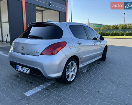Серый Пежо 308, объемом двигателя 1.6 л и пробегом 191 тыс. км за 6800 $, фото 2 на Automoto.ua